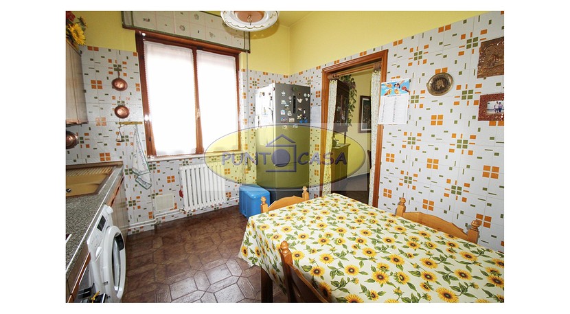 vendesi appartamento in villa a Borgo San Giovanni (18)