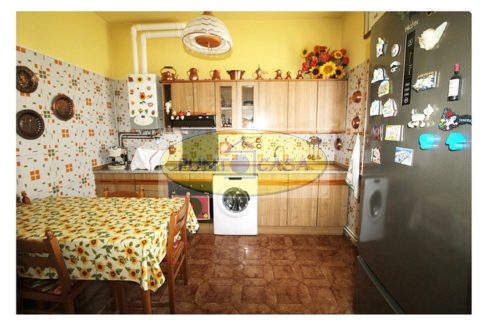 vendesi appartamento in villa a Borgo San Giovanni (20)