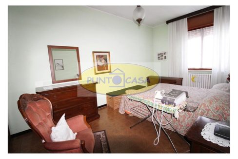 vendesi appartamento in villa a Borgo San Giovanni (24)