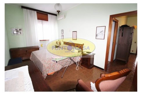 vendesi appartamento in villa a Borgo San Giovanni (25)