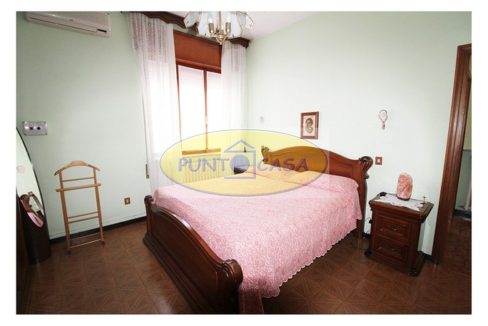 vendesi appartamento in villa a Borgo San Giovanni (29)