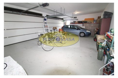 vendesi appartamento in villa a Borgo San Giovanni (44)