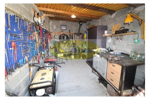 vendesi appartamento in villa a Borgo San Giovanni (46)