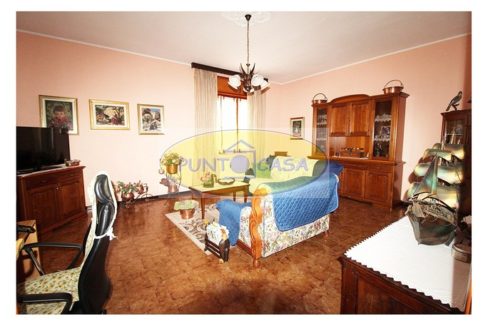 vendesi appartamento in villa a Borgo San Giovanni (6)