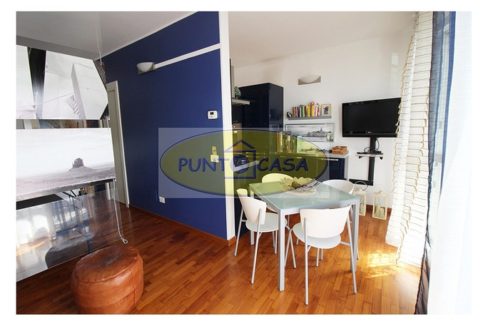 appartamento con terrazzo in vendita a Lodi - rif (13)