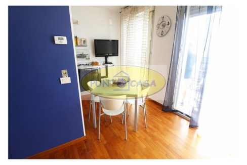 appartamento con terrazzo in vendita a Lodi - rif (15)