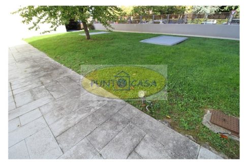 appartamento con terrazzo in vendita a Lodi - rif (45)